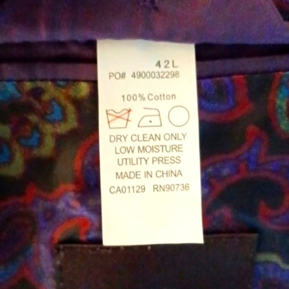 NEIMAN MARCUS Dark Olive Green Velvet Blazer, 42L - Picture 13 of 13